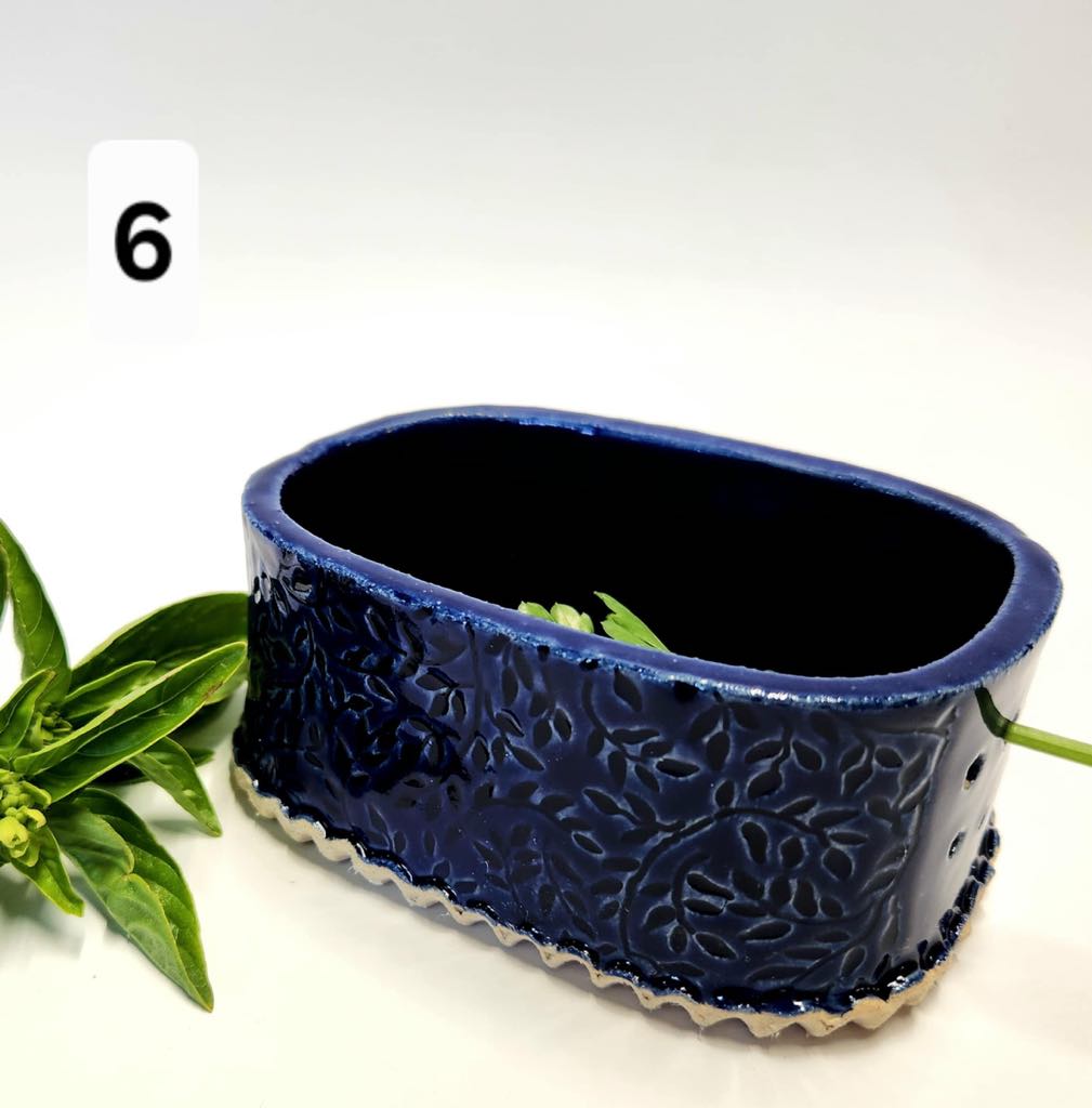 Handcrafted Ceramc Herb Strpper Bowl: De-stemmng Dsh Wth Pour Handcrafted Ceramc Herb Strpper Bowl: De-stemmng Dsh Wth Pour