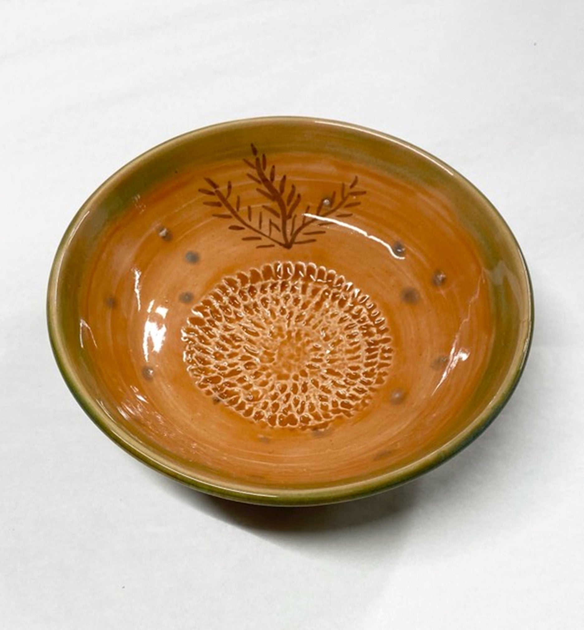 https://anniesearthpottery.com/cdn/shop/products/CoralGarlicGrater1_1874x.jpg?v=1578602529
